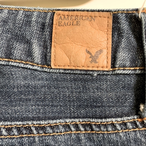 American Eagle Boy Fit Jeans Medium Wash - Size 14 - Picture 4 of 12